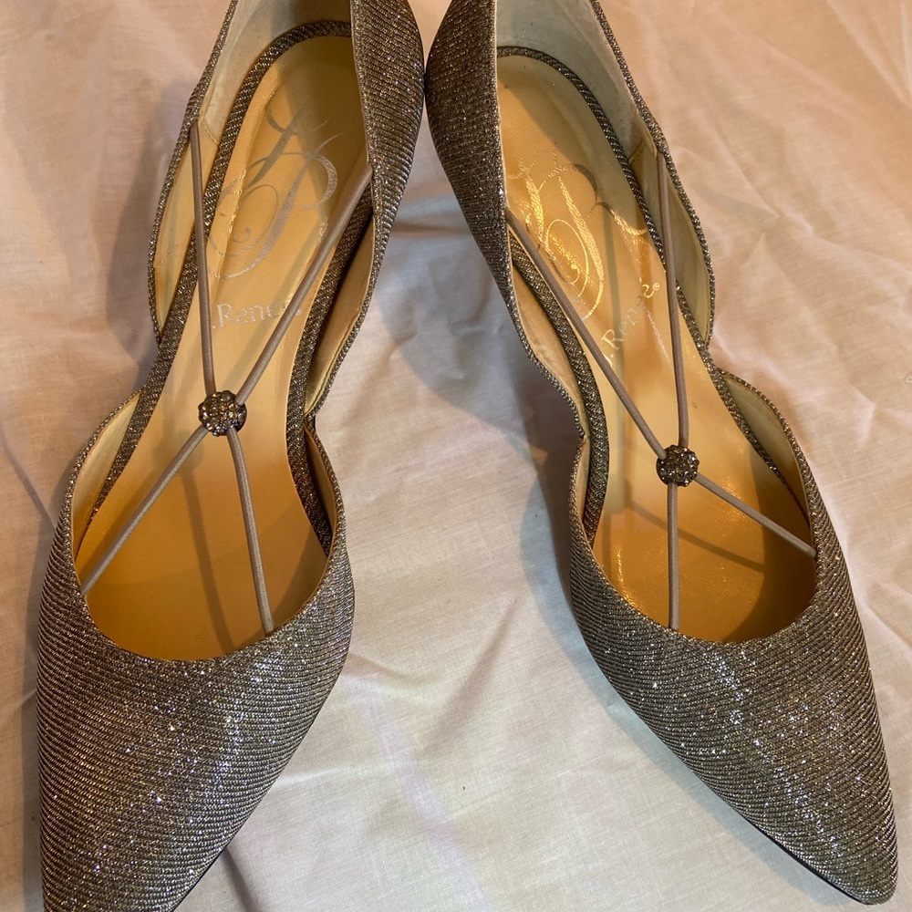 FINAL PRICE Silver toned evening pumps by J. Renee’, size 8 1/2 N